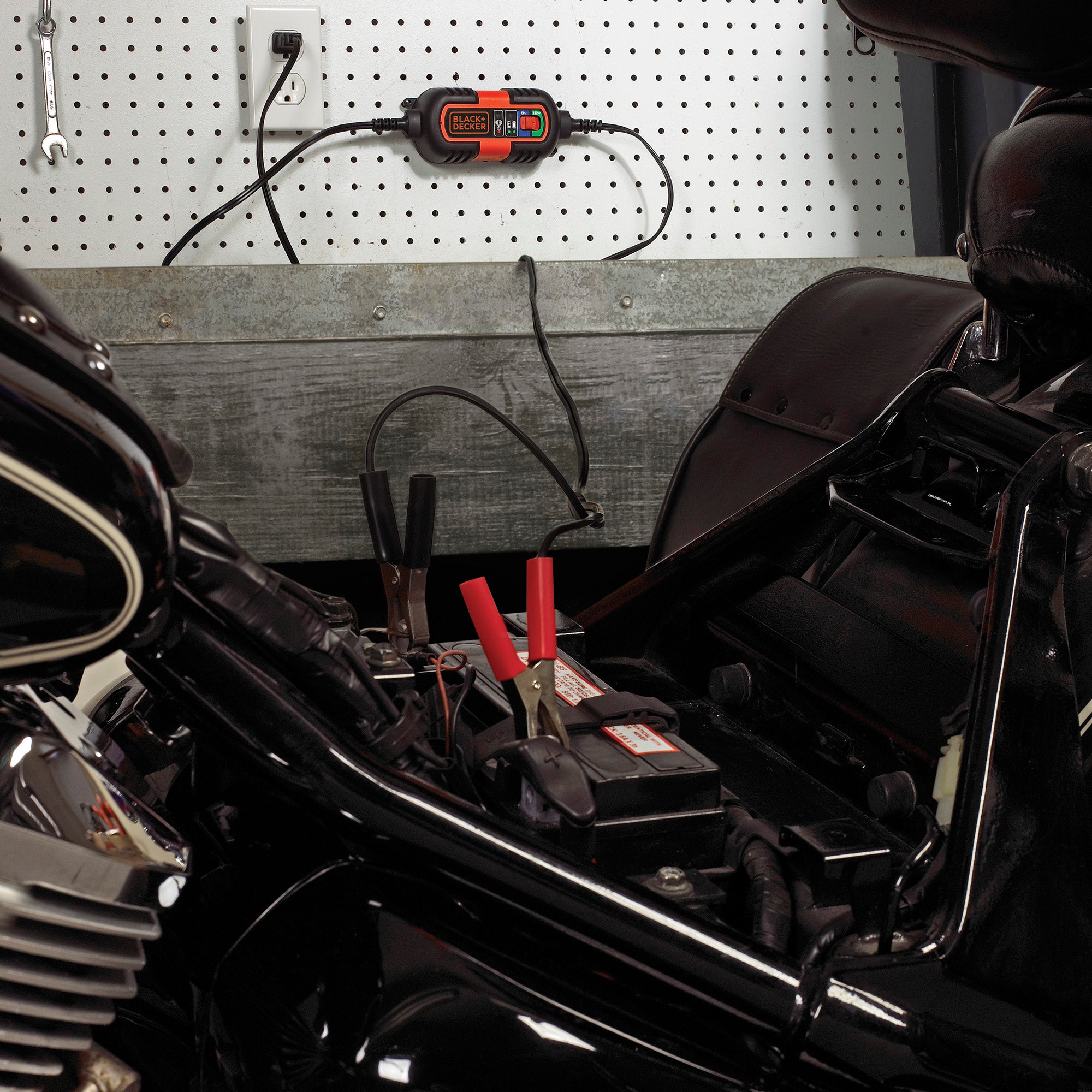 6V and 12V Battery Charger/Maintainer